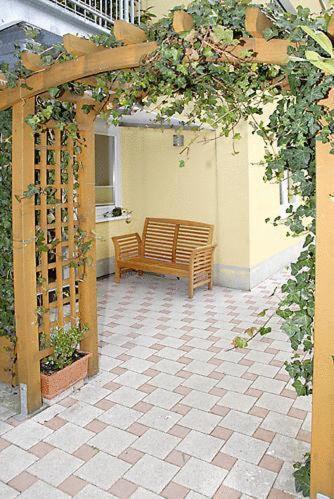 Ferienwohnung Latscha คัปเพล-กราเฟินเฮาเซน ภายนอก รูปภาพ