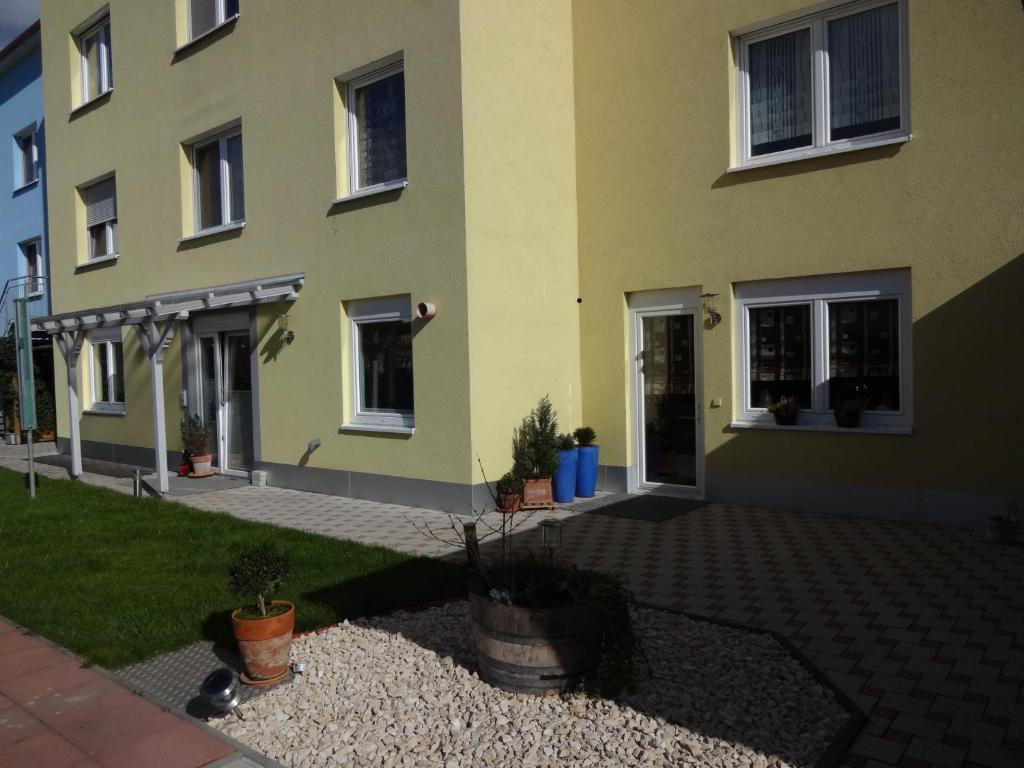 Ferienwohnung Latscha คัปเพล-กราเฟินเฮาเซน ภายนอก รูปภาพ