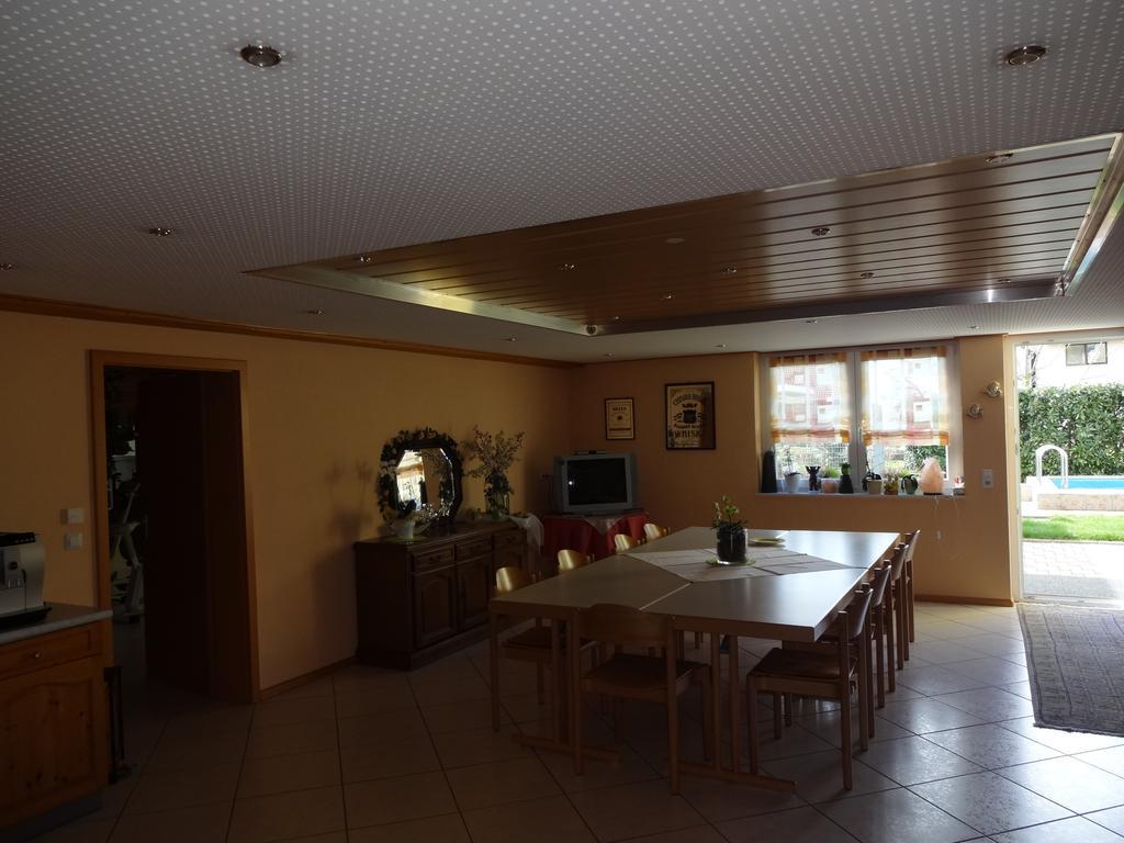 Ferienwohnung Latscha คัปเพล-กราเฟินเฮาเซน ภายนอก รูปภาพ